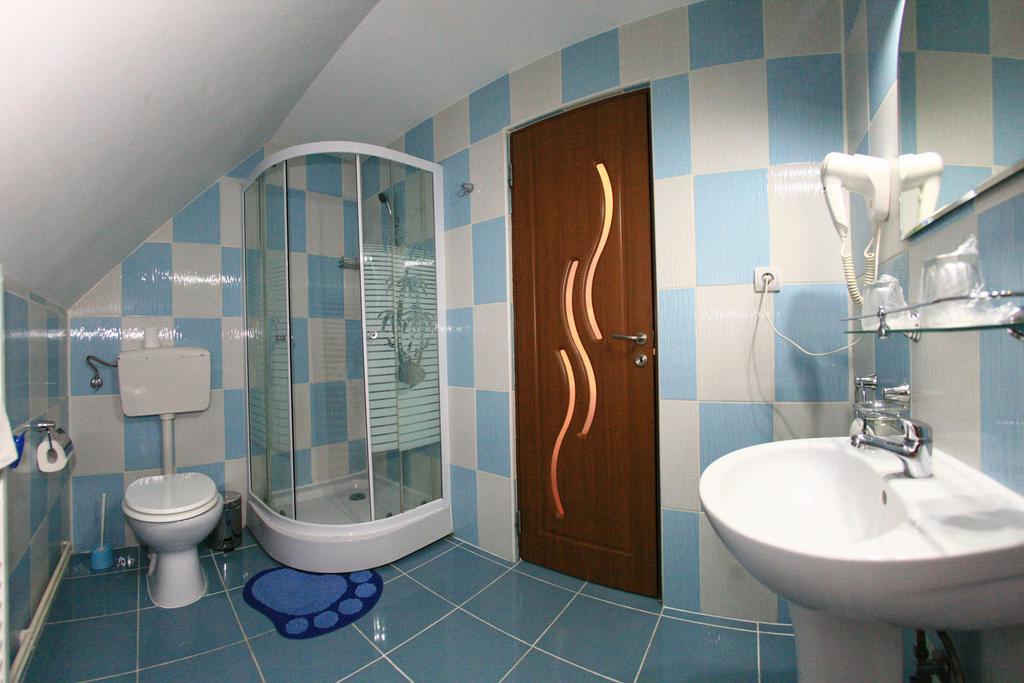 Radena Hotel Арад Стая снимка