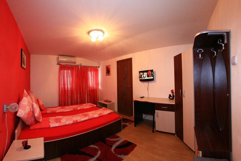 Radena Hotel Арад Стая снимка